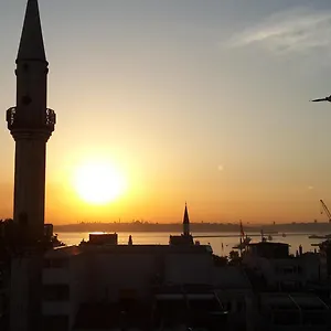 loka-suites.istanbul-turkeyhotels.com/