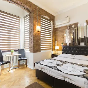 taksim-aygunes-suite.istanbul-turkeyhotels.com/